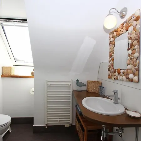 Apartment Am Waldesrand Prerow